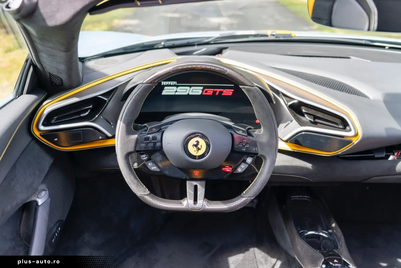 FERRARI 296 GTS