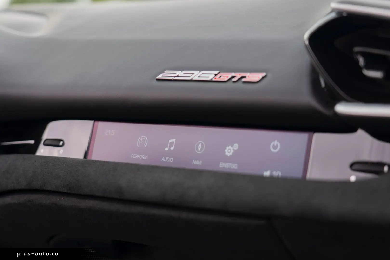 FERRARI 296 GTS
