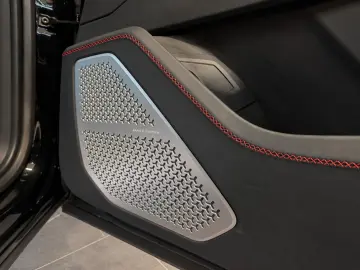 LAMBORGHINI SE PPF   B&O   Massage   Night Vision MWST
