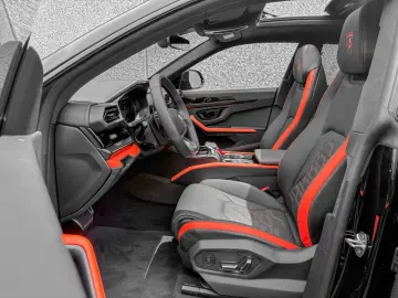LAMBORGHINI Urus URUS SE SOFORT FULL
