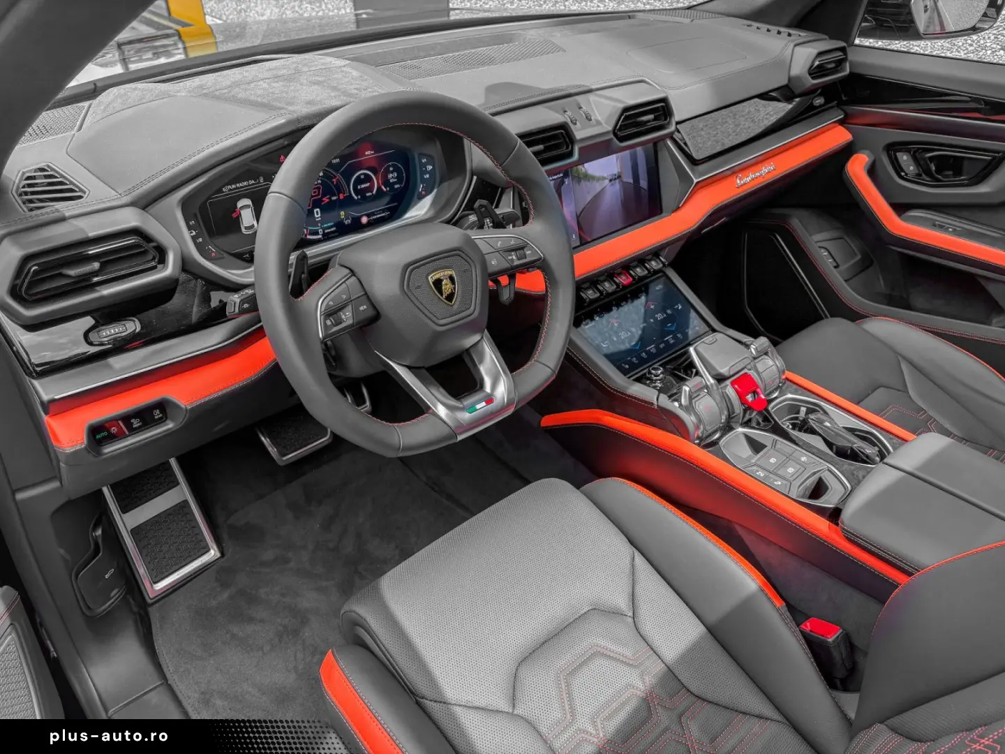 LAMBORGHINI Urus URUS SE SOFORT FULL