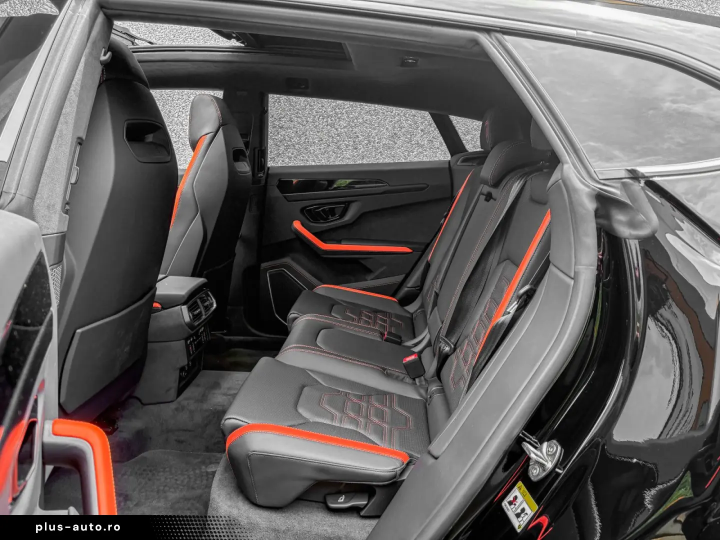LAMBORGHINI Urus URUS SE SOFORT FULL