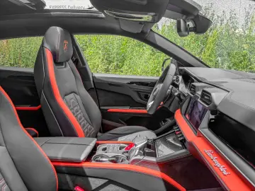 LAMBORGHINI Urus URUS SE SOFORT FULL