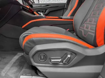 LAMBORGHINI Urus URUS SE SOFORT FULL