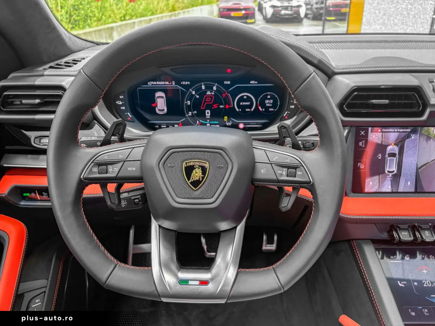 LAMBORGHINI Urus URUS SE SOFORT FULL