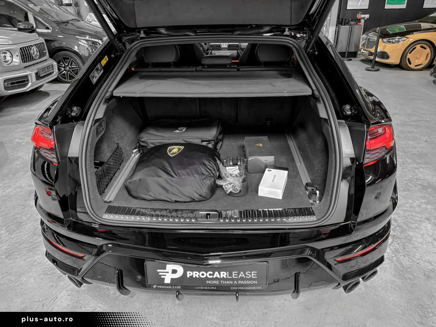 LAMBORGHINI Urus URUS SE SOFORT FULL