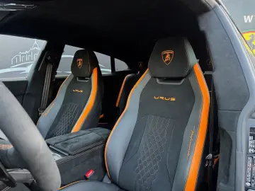 ANDERE Lamborghini Urus 4.0 V8 Performante 666CV CARBON