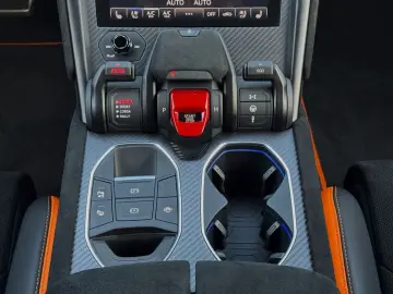 ANDERE Lamborghini Urus 4.0 V8 Performante 666CV CARBON