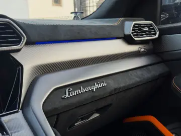 ANDERE Lamborghini Urus 4.0 V8 Performante 666CV CARBON