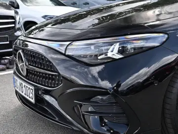 Mercedes-Benz CLA 220 AMG Line NIGHT PANO LED KEYLESS