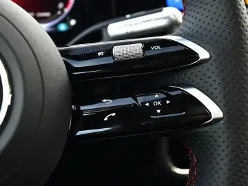 Mercedes-Benz CLA 220 AMG Line NIGHT PANO LED KEYLESS
