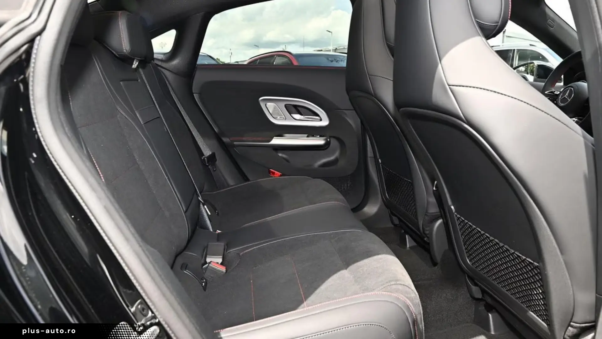 Mercedes-Benz CLA 220 AMG Line NIGHT PANO LED KEYLESS