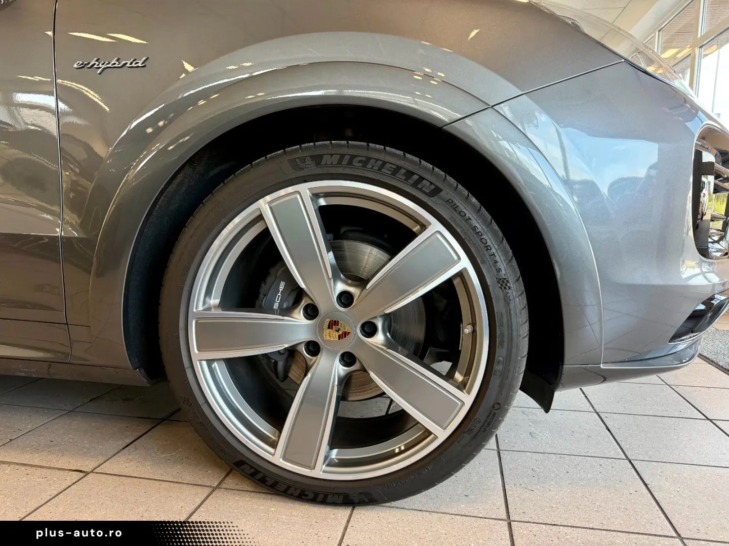 PORSCHE Cayenne E-Hybrid SportDesign Panorama AHK HUD