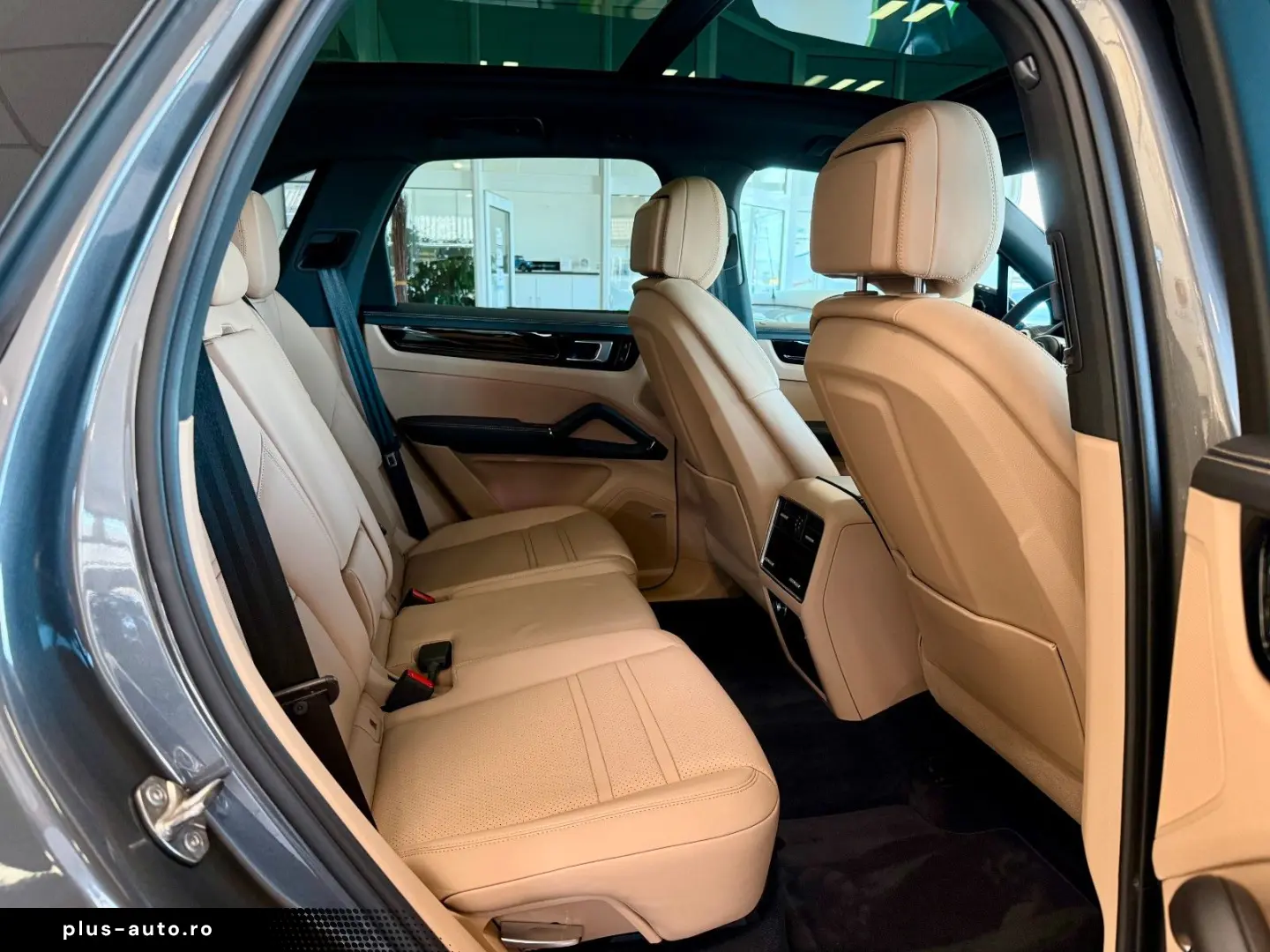 PORSCHE Cayenne E-Hybrid SportDesign Panorama AHK HUD