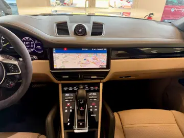 PORSCHE Cayenne E-Hybrid SportDesign Panorama AHK HUD