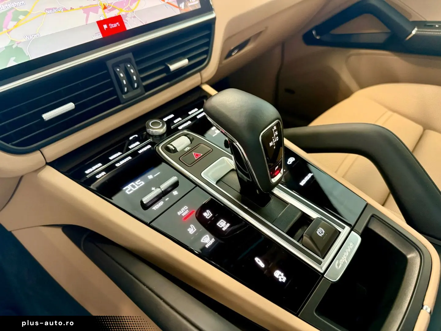 PORSCHE Cayenne E-Hybrid SportDesign Panorama AHK HUD