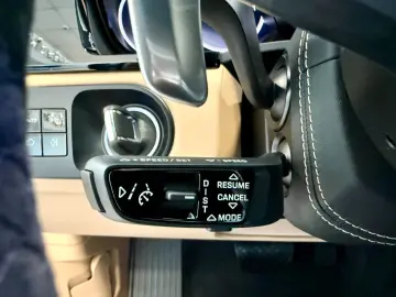 PORSCHE Cayenne E-Hybrid SportDesign Panorama AHK HUD