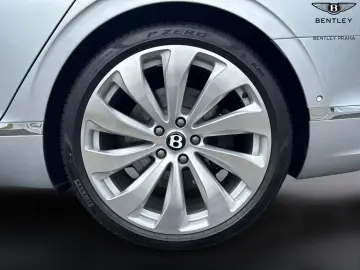 BENTLEY Flying Spur Hybrid V8