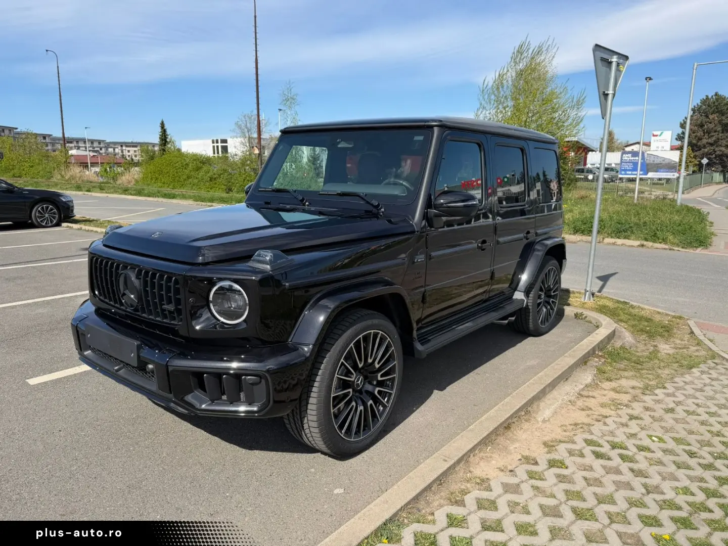 MERCEDES-BENZ superior night key A22 web carbon 2026