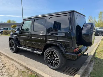MERCEDES-BENZ superior night key A22 web carbon 2026