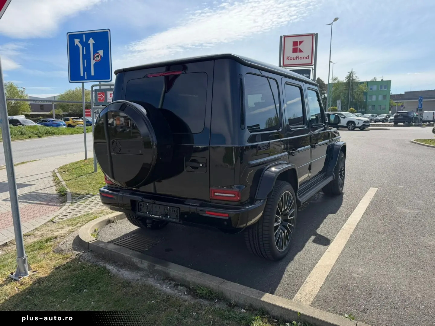 MERCEDES-BENZ superior night key A22 web carbon 2026
