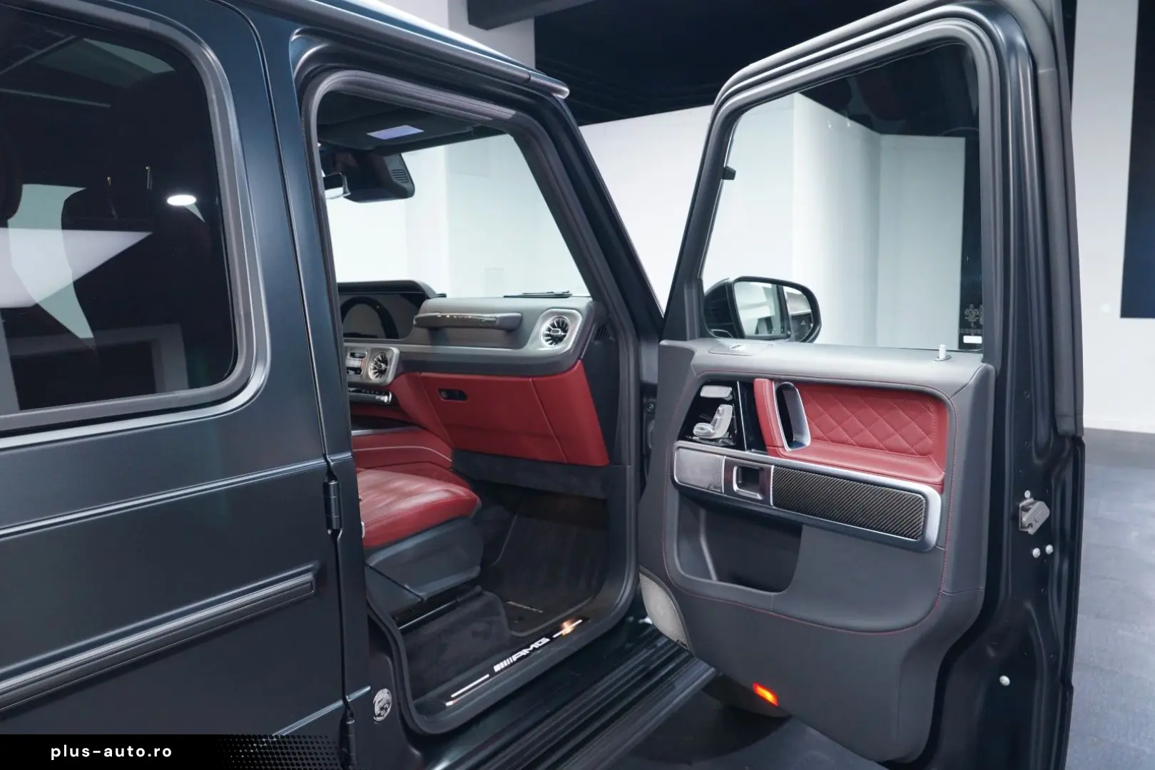 MERCEDES-BENZ AMG G 63 MAGNO BENGALRED A22 BURMESTER&hellip;