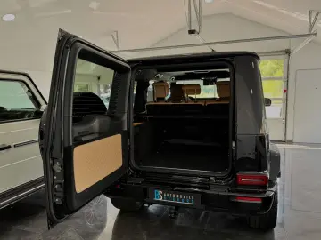 MERCEDES-BENZ G63 AMG Superior Manufaktur NightIII 3…