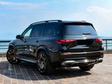 MERCEDES-BENZ GLS 600 4MATIC Standard