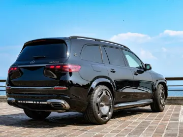 MERCEDES-BENZ GLS 600 4MATIC Standard
