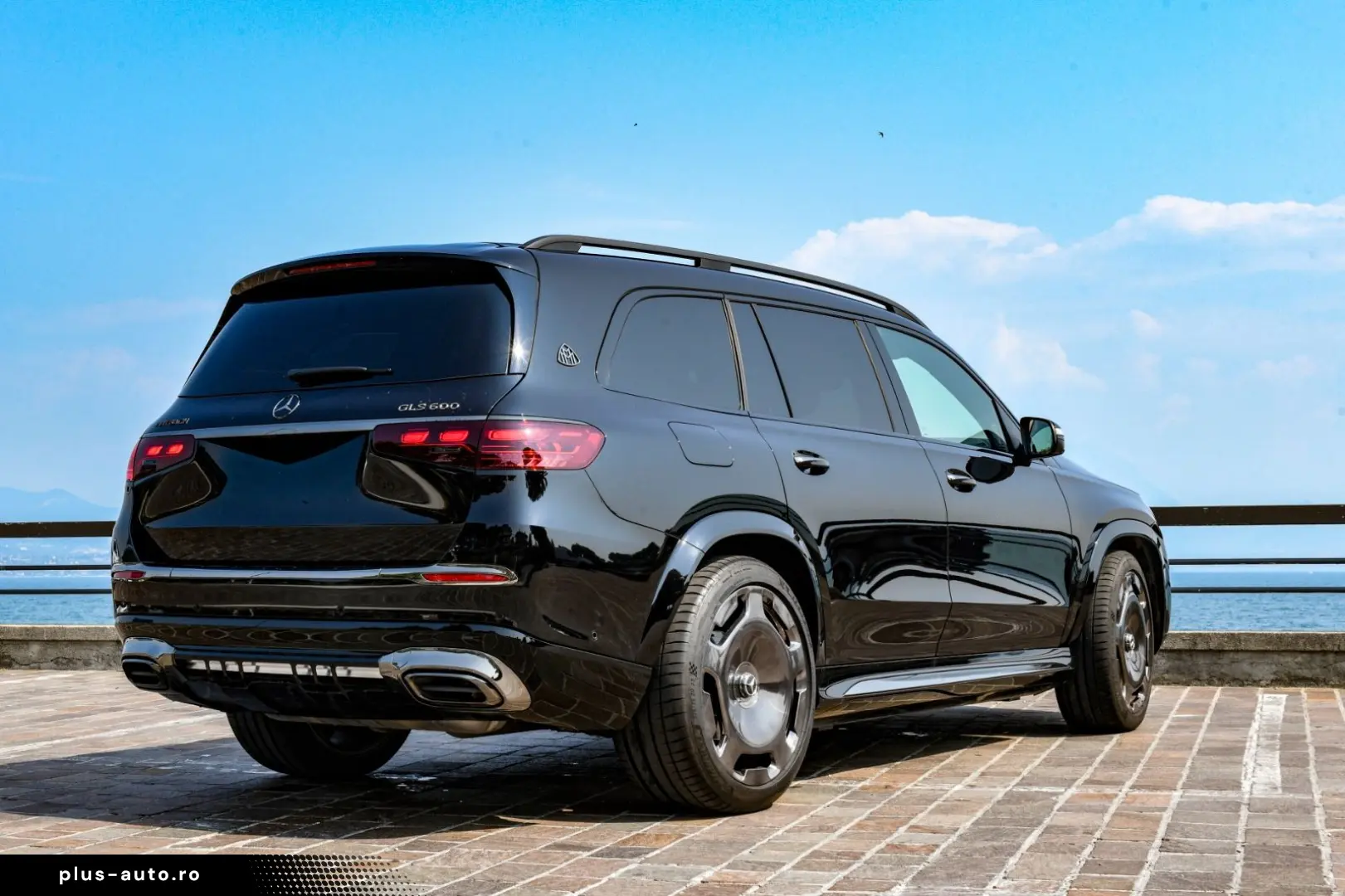 MERCEDES-BENZ GLS 600 4MATIC Standard