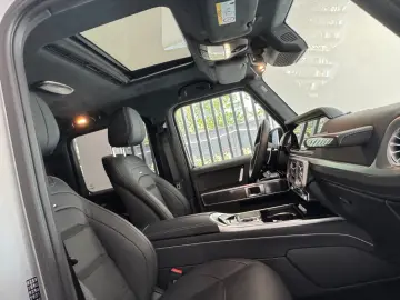 MERCEDES-BENZ G 63 AMG  Manufaktur