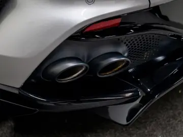 ASTON MARTIN DBX 4.0 V8 707 FACELIFT ACC 360