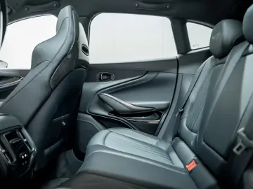 ASTON MARTIN DBX 4.0 V8 707 FACELIFT ACC 360