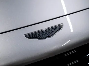 ASTON MARTIN DBX 4.0 V8 707 FACELIFT ACC 360