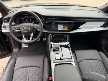Audi SQ8 TFSI – Pano • AHK • Soft Close  • HUD • B&O