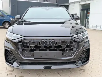 Audi SQ8 TFSI – Pano • AHK • Soft Close  • HUD • B&O