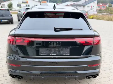 Audi SQ8 TFSI – Pano • AHK • Soft Close  • HUD • B&O