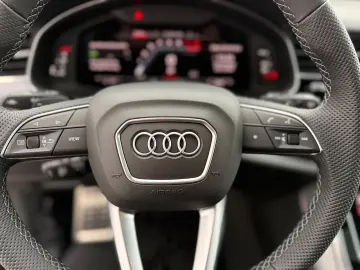 Audi SQ8 TFSI – Pano • AHK • Soft Close  • HUD • B&O