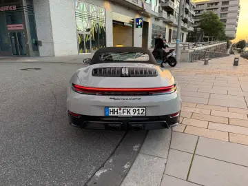 PORSCHE 992.2 Carrera 4 GTS Lift Carbon Matrix Kreide