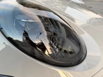 PORSCHE 992.2 Carrera 4 GTS Lift Carbon Matrix Kreide