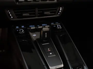 PORSCHE 992 Carrera 4 GTS Cabriolet InnoDrive Lift-VA