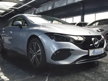 MERCEDES-BENZ EQE 300 DIGITAL LIGHT BURMESTER KAMERA…