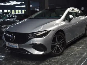 MERCEDES-BENZ EQE 300 DIGITAL LIGHT BURMESTER KAMERA…