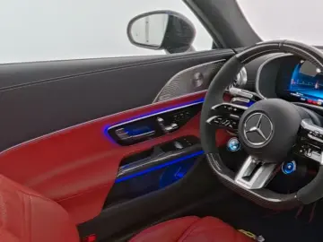 MERCEDES-BENZ AMG GT 63 4MATIC