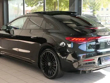 MERCEDES-BENZ EQE 350 Edition 1 PANO. AMG-Line Burmester 360