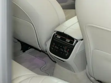 MERCEDES-BENZ EQE 350 Edition 1 PANO. AMG-Line Burmester 360