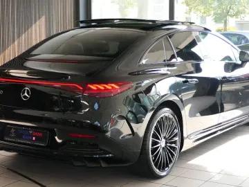 MERCEDES-BENZ EQE 350 Edition 1 PANO. AMG-Line Burmester 360