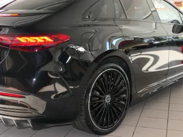 MERCEDES-BENZ EQE 350 Edition 1 PANO. AMG-Line Burmester 360