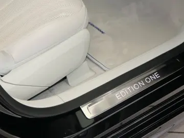 MERCEDES-BENZ EQE 350 Edition 1 PANO. AMG-Line Burmester 360