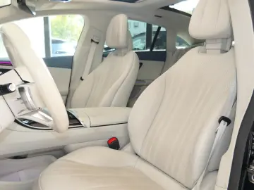 MERCEDES-BENZ EQE 350 Edition 1 PANO. AMG-Line Burmester 360